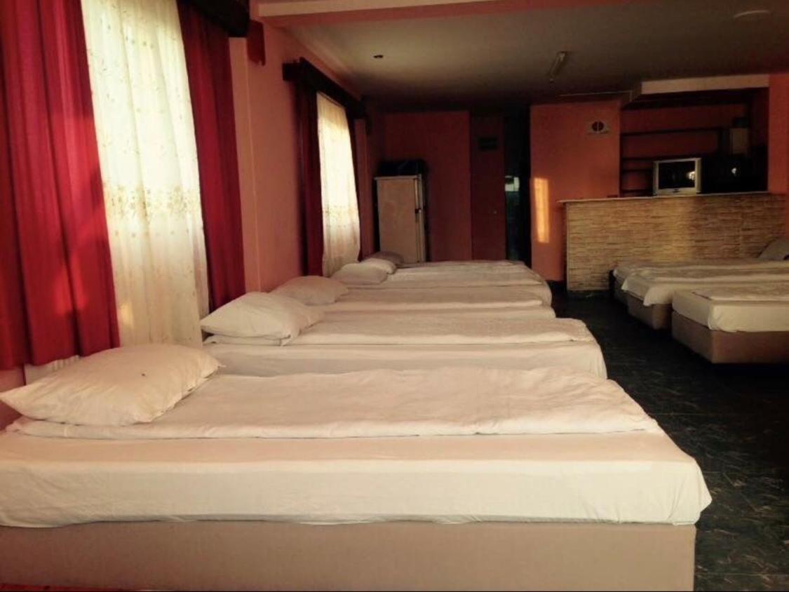 Motel California Martinesti  Luaran gambar
